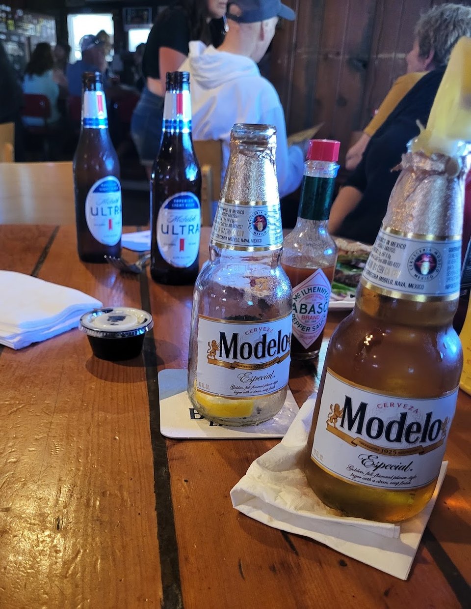 Modelo & Michelob Ultra